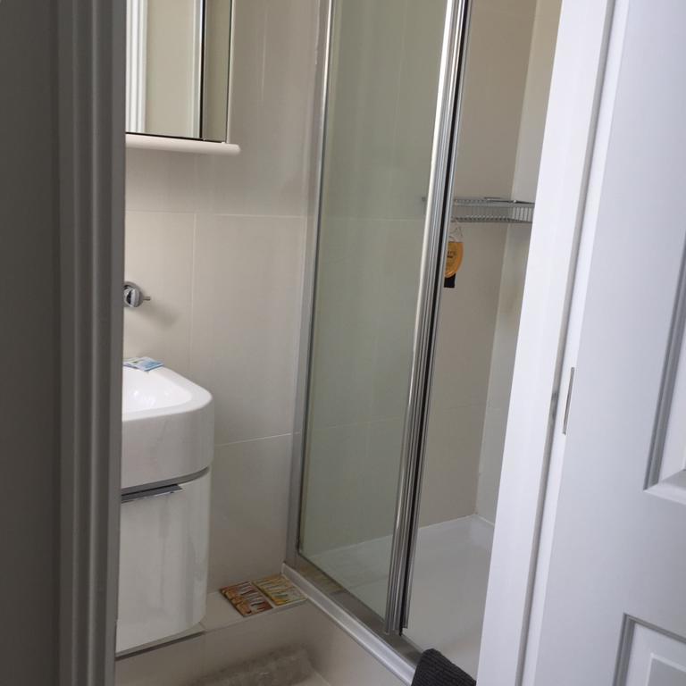 Harford En-Suite Rooms リミントン エクステリア 写真