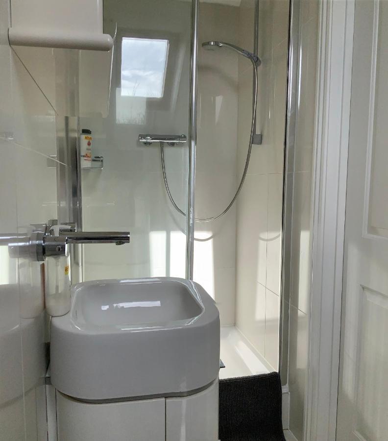 Harford En-Suite Rooms リミントン エクステリア 写真